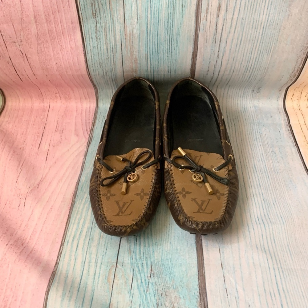 Louis Vuitton Gloria Brown Monogram flat Loafers - Picture 2 of 15